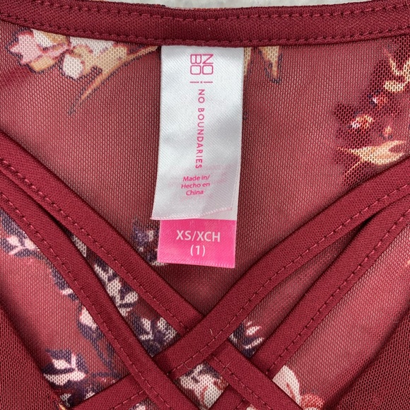 Burgundy floral No Boundaries top - XS - Picture 2 of 3